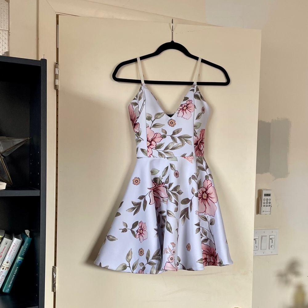 Floral Dress by Eunique Collections 🐝